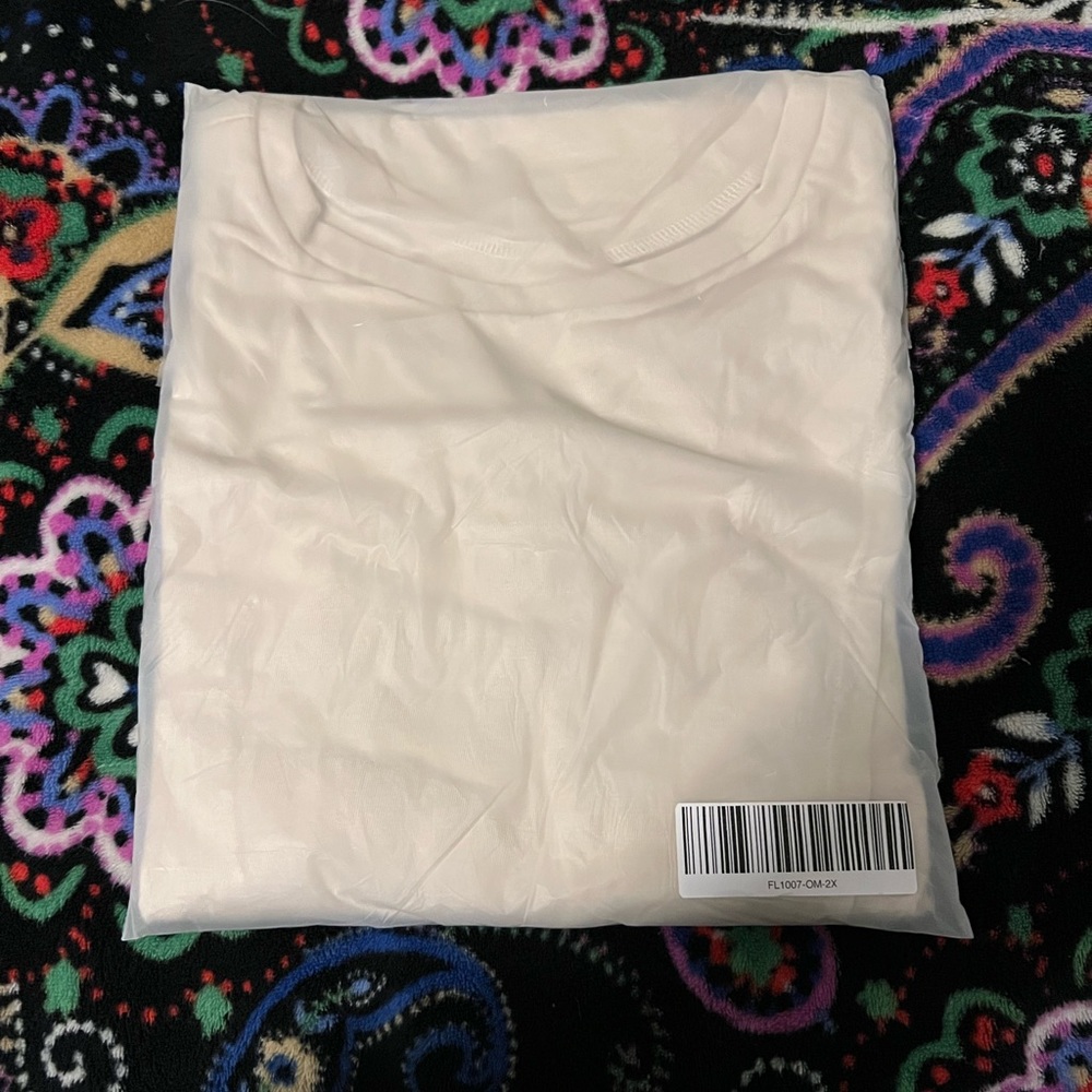 New in Package - Free Label Tulip Tee - Oatmilk - Size 2X